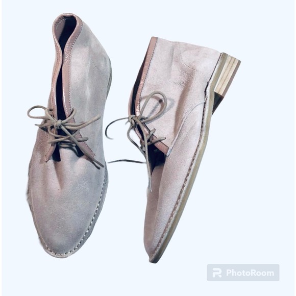 Kelsi Dagger Brooklyn Walworth Chukka Boot 8.5 in Blush- Ankle Boots Booties - Picture 2 of 5